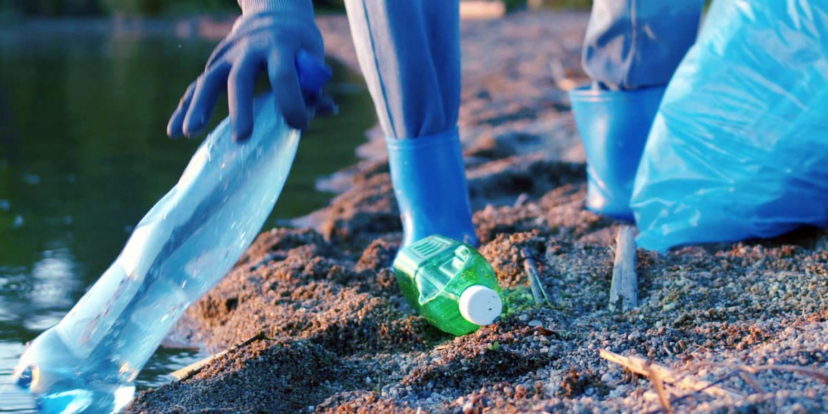 Environmental cleanup of polluted water source