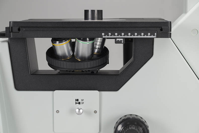 LECO VX5 Metallurgical Microscope Objective area