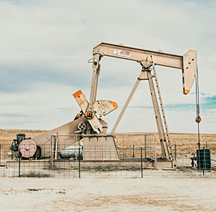 Desert oil rig